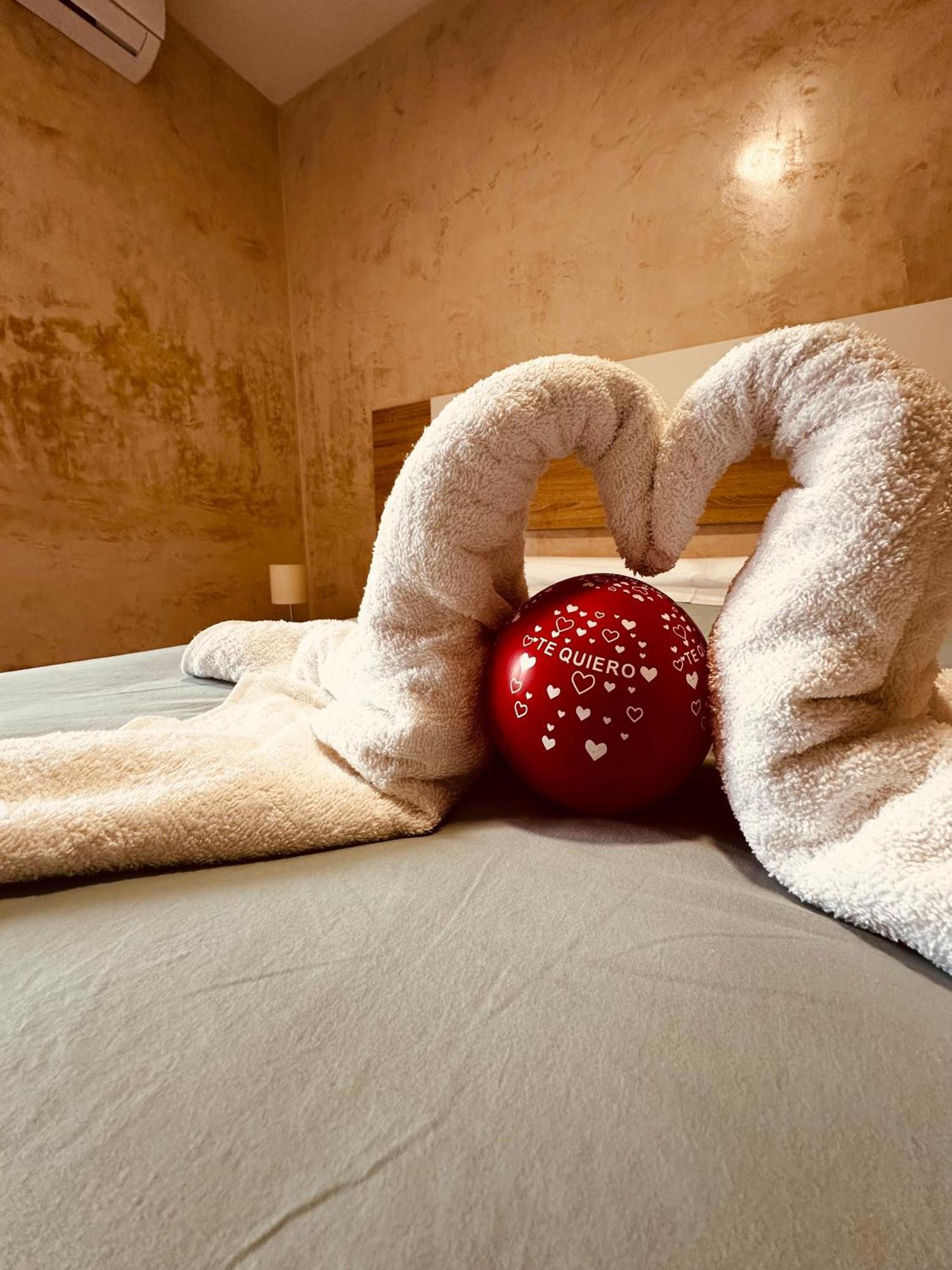 Cherry Jacuzzi Apartment 론다 외부 사진