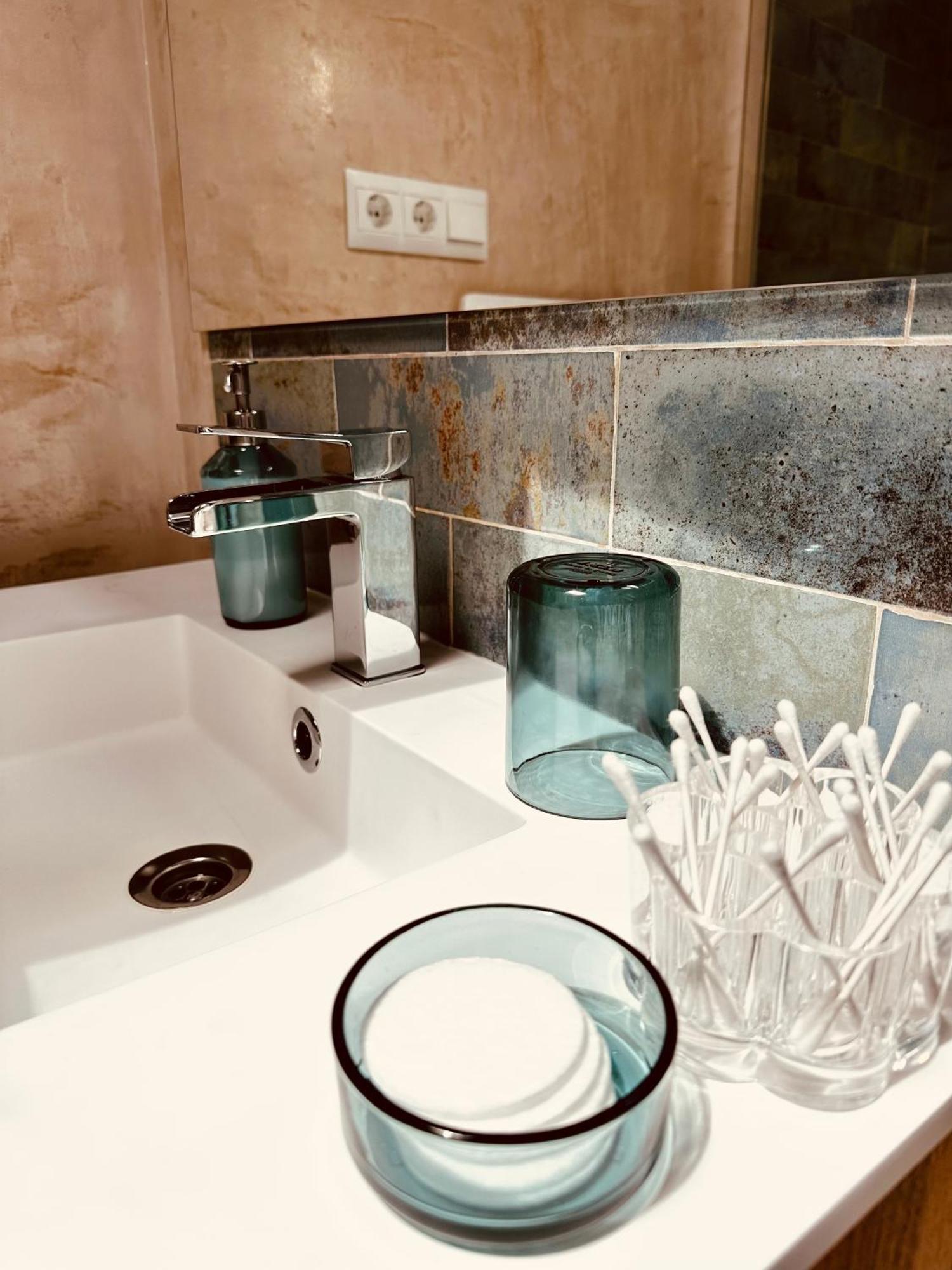 Cherry Jacuzzi Apartment 론다 외부 사진